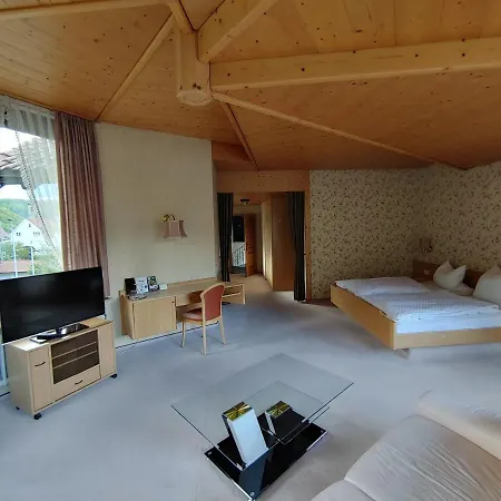 Hotell Adler Lichtenstein (Baden-Wurttemberg)