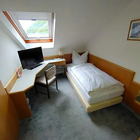 Adler Hotell 3*